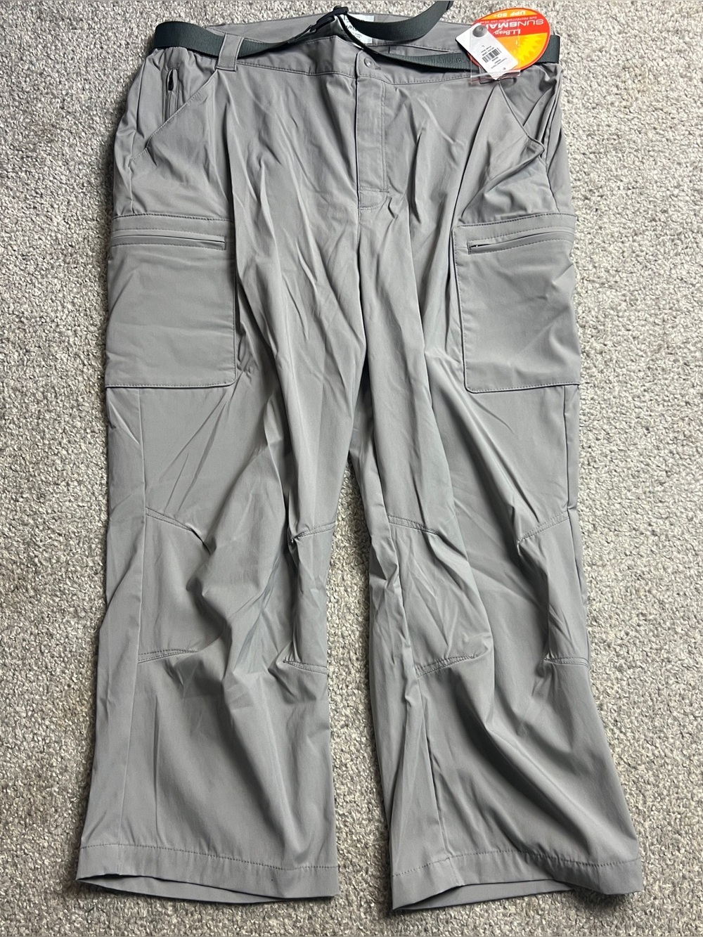 L.L.Bean Tropicwear Capri Pants Large Gray Nylon Belted Stretch Hiking Cargo NWT